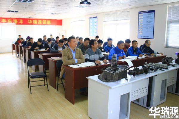 非常看好二手车行业，想做二手车鉴定评估师，该怎么样进入？
