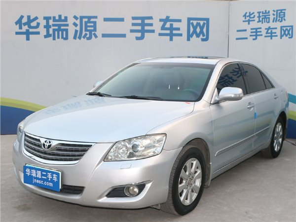 买新车好还是购买二手车好 目前的青年都是怎么办代步问题