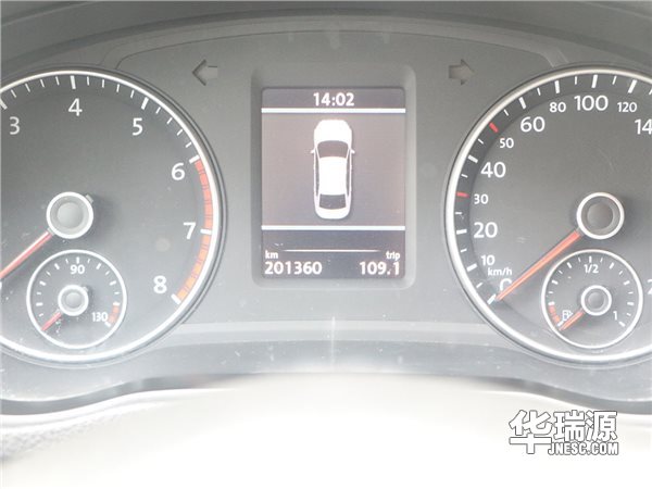 9万左右买哪款车，帕萨特好看还省油，性价比极高
