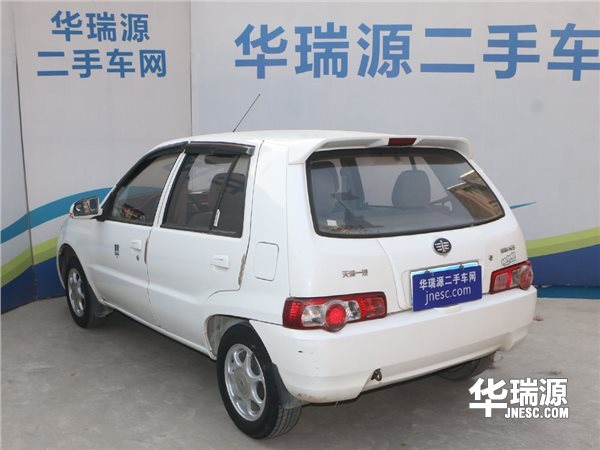 想买个万把块钱的二手车该如何选？