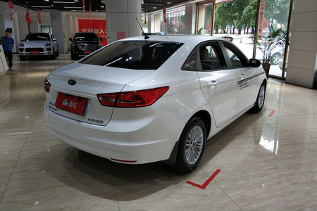 宜春二手福特福睿斯 2017款 1.5L 手动 舒适版