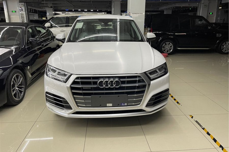自贡二手奥迪Q5L 2019款 奥迪Q5L 40 TFSI 荣享时尚型