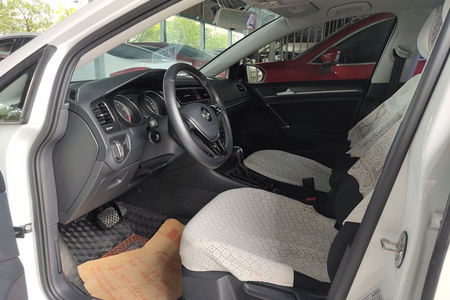 遵义二手大众高尔夫 2017款 1.6L 手自一体 舒适百万辆纪念版