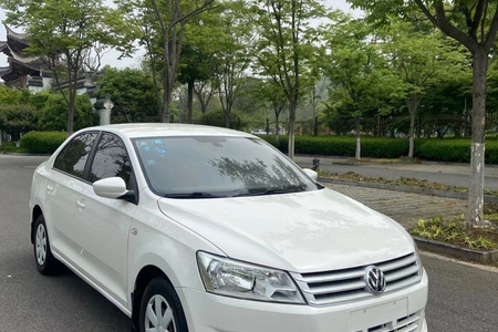 镇江二手大众桑塔纳 2013款 1.6L 手动 风尚版