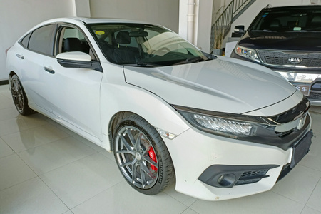 安康二手本田思域 2016款 220TURBO CVT 尊耀版