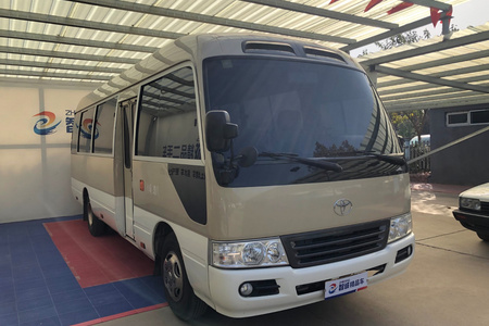 威海二手丰田柯斯达 2007款 4.1T 高级车20座柴油
