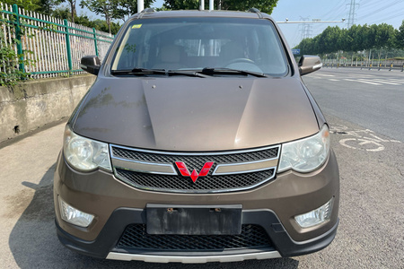 铜陵二手五菱宏光S 2014款 1.5L 手动 豪华型7二手8座