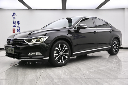 襄阳二手大众迈腾 2018款 330TSI 双离合 豪华版