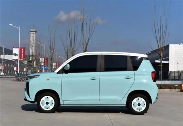2022年6月份全国新能源乘汽车使用市场上牌数据剖析：新能源销售量再革新高